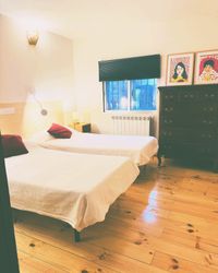 Dormitorio dos camas individuales